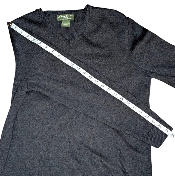 Eddie Bauer Charcoal Gray Cotton Cashmere V-Neck Sweater Medium - Picture 10 of 10